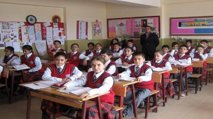 مدارس و مراکز آموزشی ترکیه به اجبار بازگشایی شدند 