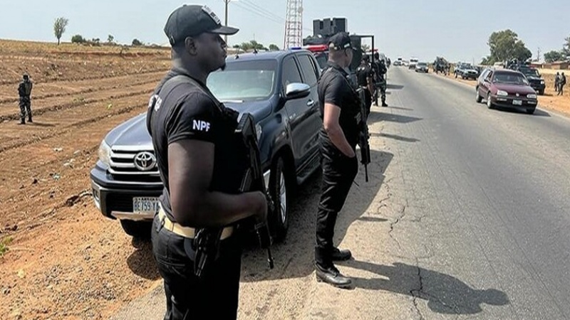 Iranpress: مقتل 17 شخصا بهجومين لداعش في نيجيريا