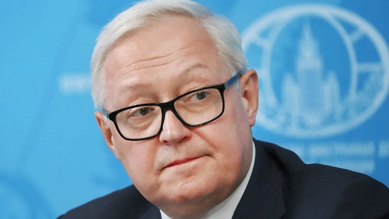 Iranpress: ريابكوف: روسيا سترد على طرد الدبلوماسيين الروس
