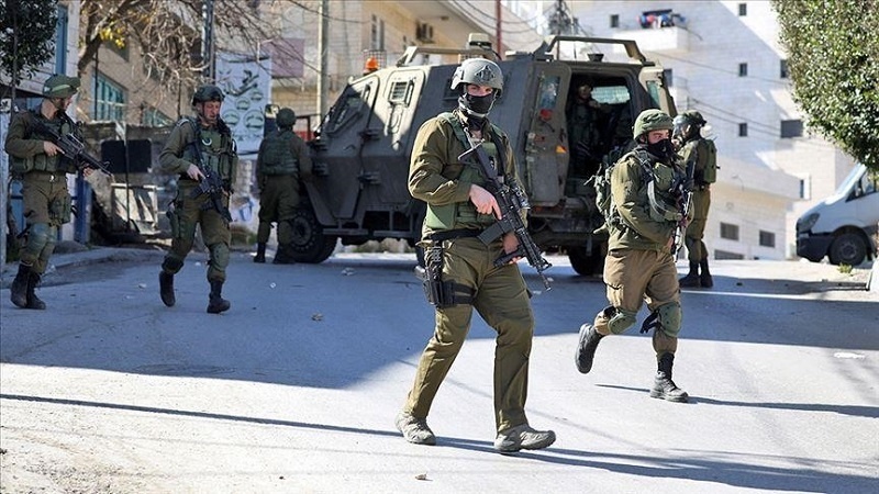 Iranpress: إصابات واعتقالات في اشتباكات بين مقاومين وقوات الاحتلال في الضفة الغربية