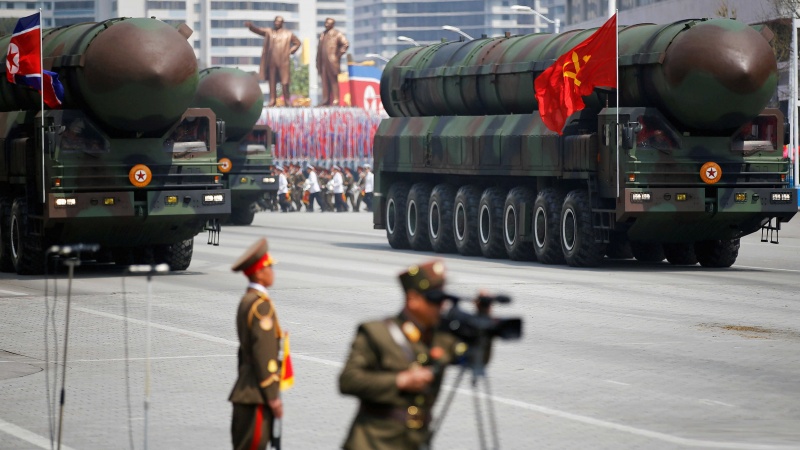 Iranpress: استعدادات كبيرة في كوريا الشمالية عبر عرض عسكري ضخم لإحياء يوم الجيش 