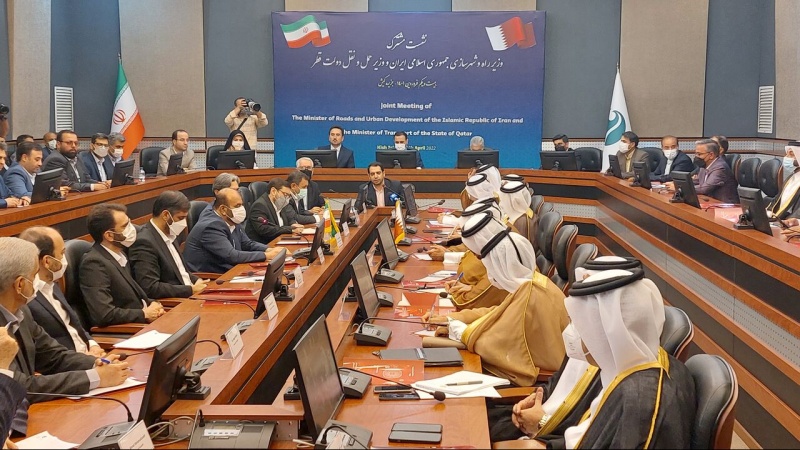 Iranpress: تأكيد إيراني قطري على ضرورة تطوير العلاقات الثنائية