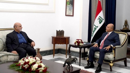 الرئيس العراقي يؤكد على أهمية تطوير التعاون بين بغداد وطهران