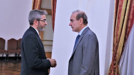  دیدار «انریکه مو» با علی باقری در تهران