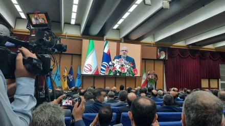 انطلاق معرض النفط والغاز والتكرير والبتروكيماويات في طهران