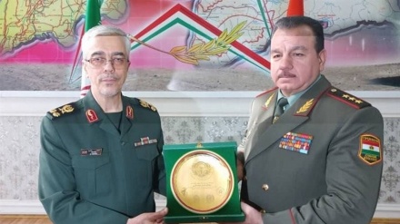 نگاهی به سفر رئیس ستاد کل نیروهای مسلح کشورمان به تاجیکستان 