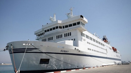 تدشين أول سفينة ‘الكروز’ السياحية في ميناء بوشهر الإيراني