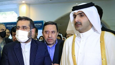 ایران و قطر در مسیر توسعه همکاری ها؛ دیدار وزرای فرهنگ دو کشور در نمایشگاه کتاب تهران