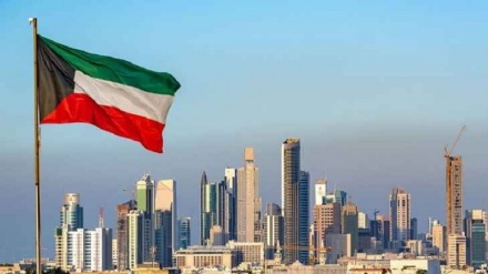 تجمع شماری از کویتی ها در اعتراض به رکود سیاسی