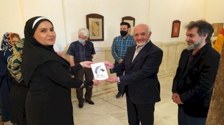 مدیر کاخ گلستان: موزه‌ها و نهادهای فرهنگی باید به هنر خوشنویسی اهمیت دهند