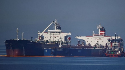 سپاه: توقیف ۲ فروند نفتکش یونانی در آبهای خلیج فارس