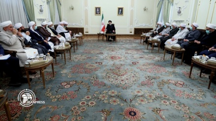 رئيسي: الوحدة بين المسلمین الشيعة والسنة قضية استراتيجية