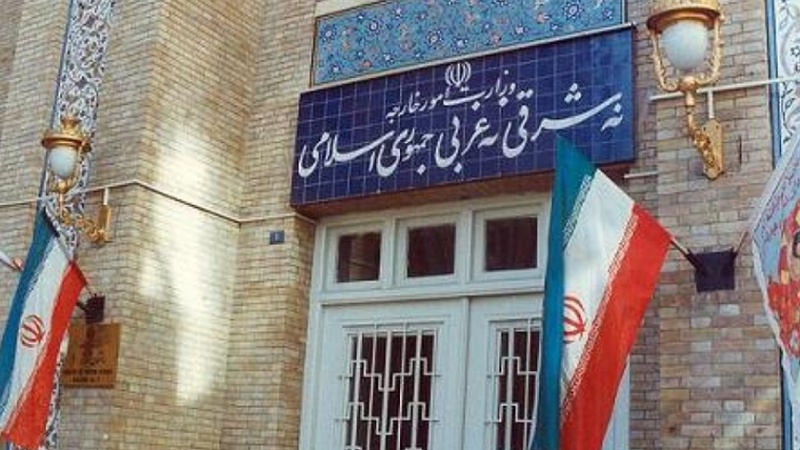 Iranpress:  الخارجية تستدعي القائم بالاعمال السويسري في طهران