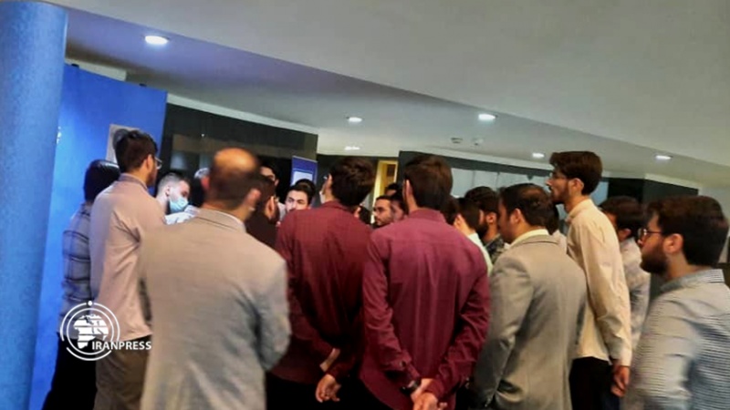 حضور جمعی از دانشجویان دانشگاه امام صادق (ع) در مجلس