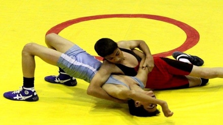منتخب المصارعة الرومانية يتوج بالبطولة في الألعاب الأولمبية للصم