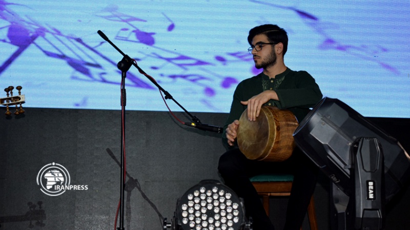 Iranpress: مهرجان موسيقى خوزستان وتلألؤ الموسيقيين الشباب