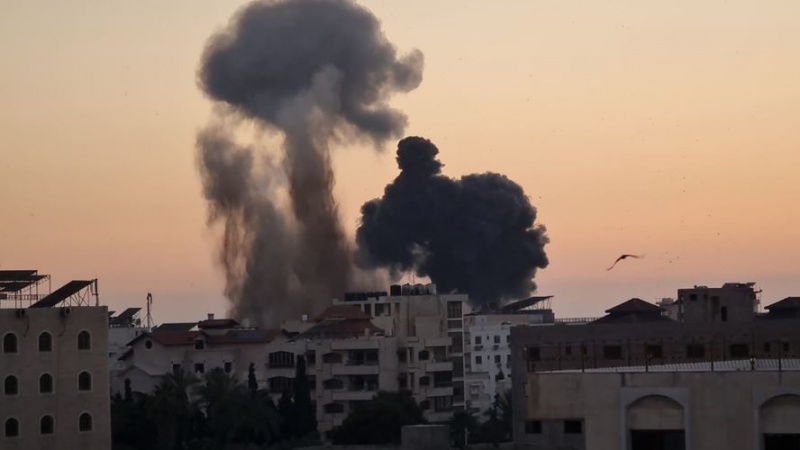 Iranpress: قصف صهيوني استهدف مواقع للمقاومة في قطاع غزة وحماس ترد