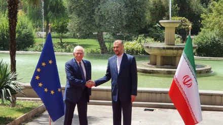 استقبال رسمي اميرعبداللهيان از مسئول سياست خارجي اتحاديه اروپا