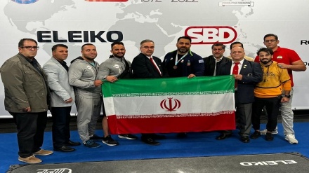 المنتخب الإيراني للقوة البدنية يحصد 4 ميداليات في جنوب أفريقيا