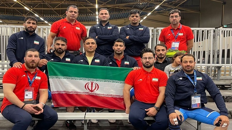 Iranpress: 6 ميداليات.. حصيلة فريق الإطفاء الإيراني لـ المصارعة في الألعاب العالمية