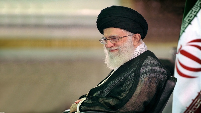 Iranpress: سماحة القائد يوافق على العفو عن آلاف السجناء بمناسبة عيد الغدير