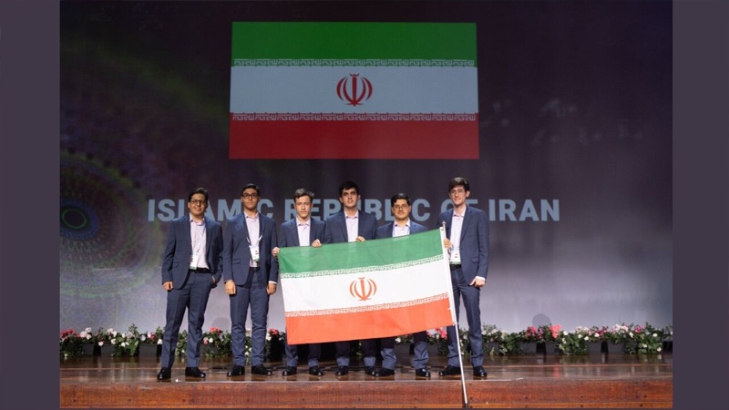 Iranpress: تألق الطلاب الإيرانيين في أولمبياد الرياضيات العالمي2022