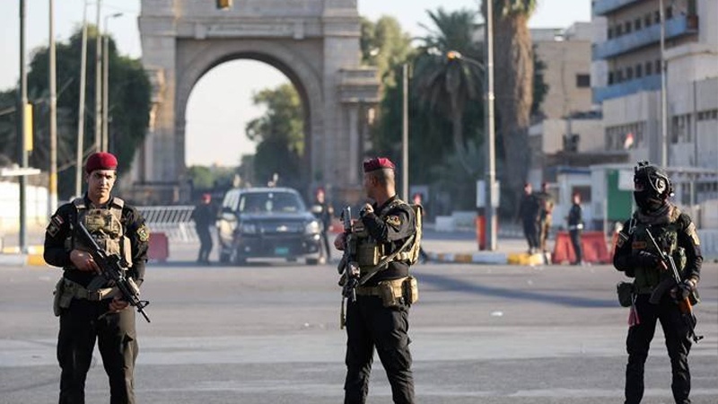 Iranpress: متظاهرون عراقيون يقتحمون القصر الجمهوري