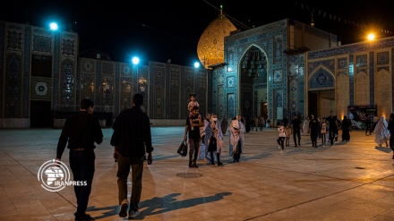 عزاداری شب تاسوعا در حرم شاهچراغ شیراز
