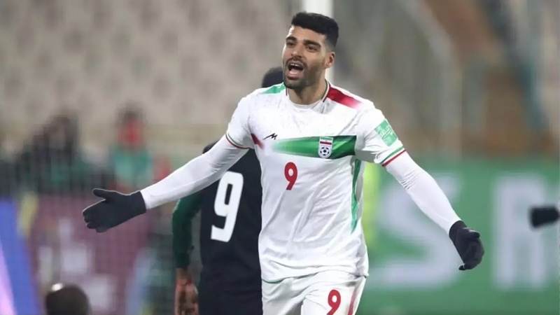 Iranpress: لاعب كرة القدم الإيراني.. النجم الثامن في مونديال 2022