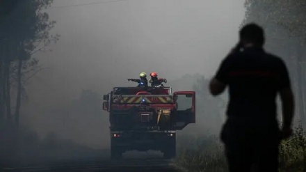 تخلیه شهرهای جنوب فرانسه به دلیل آتش سوزی گسترده جنگل‌ها