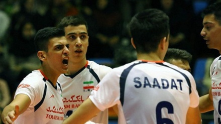 منتخب إيران لـ الكرة الطائرة يتوج بالوصافة في بطولة آسيا للناشئين