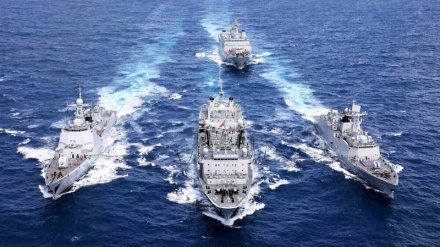 مشاركة سفن إيرانية في العرض البحري الروسي في بحر قزوين
