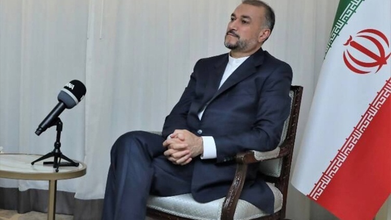 Iranpress: أمير عبداللهيان: وزير الخارجية العراقي كان يحمل رسالة من أمريكا لإيران