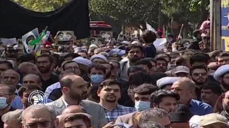 Iranpress: مختلف المدن الإيرانية تشهد مظاهرات ضد الشغب