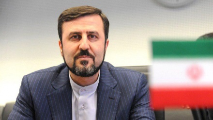 دور الإعلام الناطق باللغة الفارسية المناوئ لإيران إرهابي