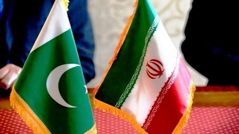 Iranpress: طهران وإسلام أباد ملتزمتان بالتعاون الثنائي لتعزيز استقرار المنطقة