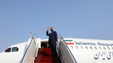 وزير الخارجية يغادر يريفان متجهًا إلى طهران 
