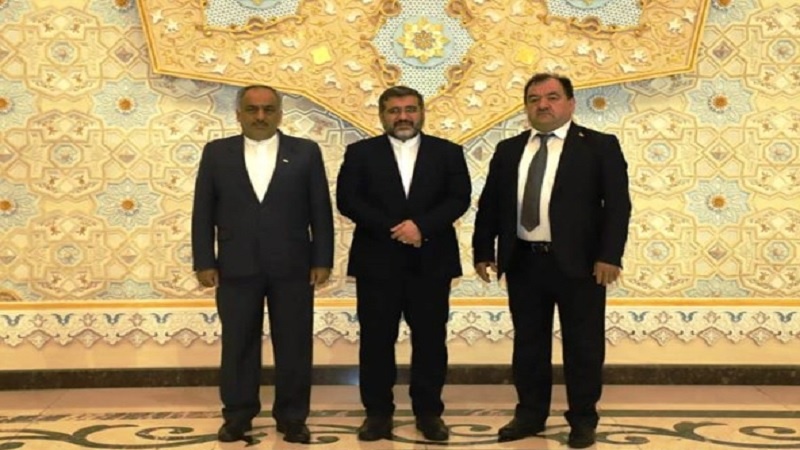 Iranpress: وزير الثقافة والإرشاد الإسلامي يزور طاجيكستان