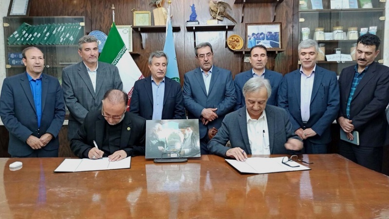 Iranpress: توقيع مذكرة تفاهم بين إيران وصربيا