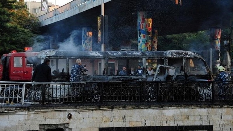 Iranpress: مقتل 18 عسکریا سوریا فی تفجير إرهابي بريف دمشق 