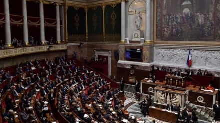 ادامه مداخله فرانسه در امور داخلی ایران