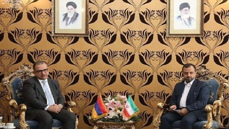 Iranpress: تأكيد إيراني أرميني على ضرورة رفع حجم التجارة إلى 3 مليارات دولار