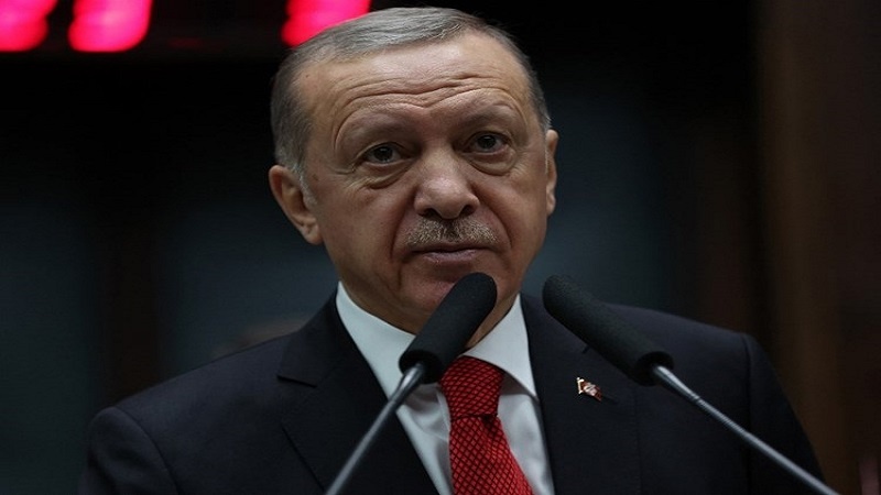 Iranpress: أردوغان: مرتكبو تفجير إسطنبول سيعاقبون ولن يتحكم الارهاب بتركيا