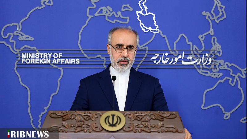 Iranpress: إيران تدين الاعتداء الإرهابي على السفارة الباكستانية في كابول