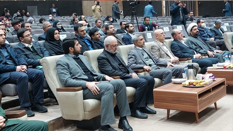 Iranpress: إيران تحتل المرتبة العلمية الأولى في المنطقة