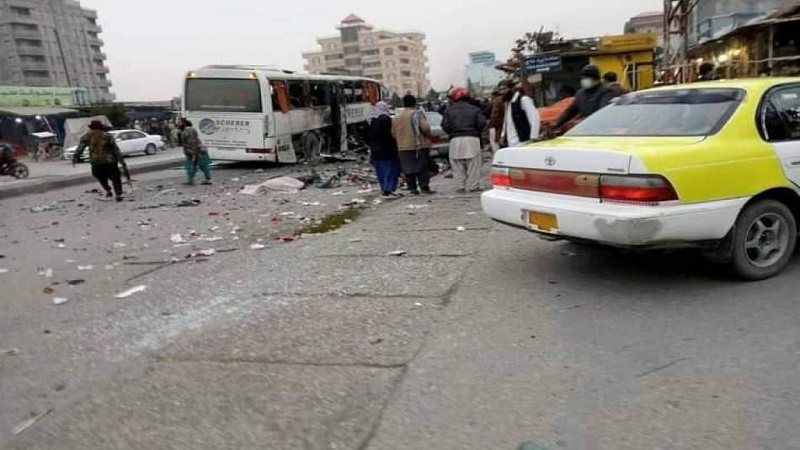 Iranpress: إيران تدین الحادث الإرهابي في مزار شريف