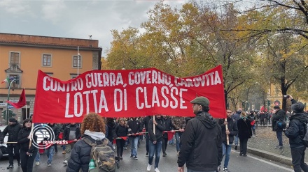مظاهرة في إيطاليا احتجاجًا على الغلاء والحرب الأوكرانية 