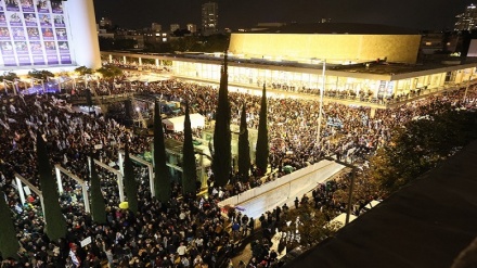 الآلاف يتظاهرون ضد حكومة نتنياهو في تل أبيب والقدس وحيفا