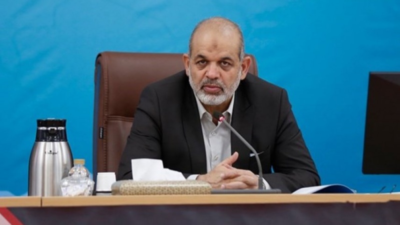 ایران پرس: وزیر کشور: راه ارتباطی برخی روستاهای چهارمحال و بختیاری هنوز مسدود است