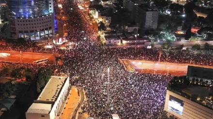 آلاف الإسرائيليين ينزلون للشوارع ضد نتنياهو